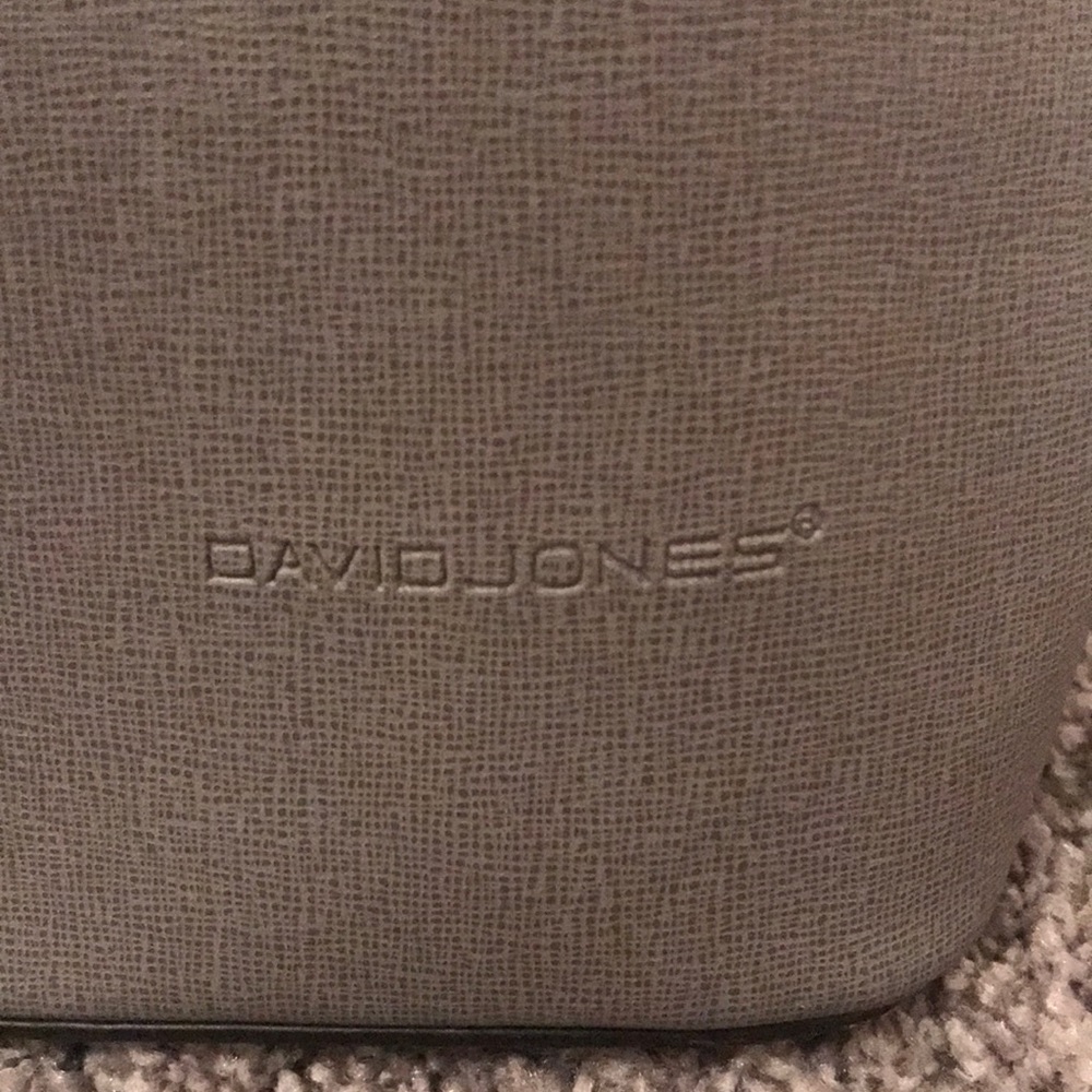Purse - Picture 2 of 5